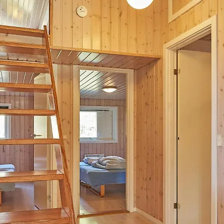 12 Person In Aakirkeby Nyaraló *
